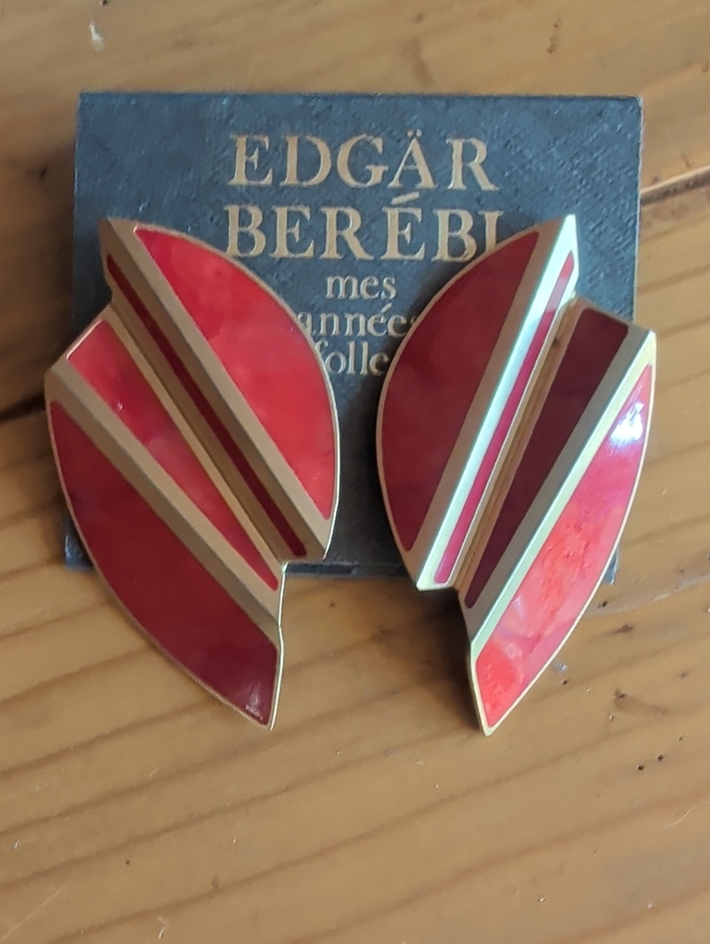 Vintage Edgar Berebi Collectible Red Geometric Enamel Leaf Clip-On Earrings